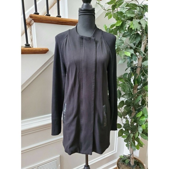 Cabi Women Black Rayon Long Sleeve Full Zip Front Zip Fitted Jacket Size Medium - Picture 12 of 12